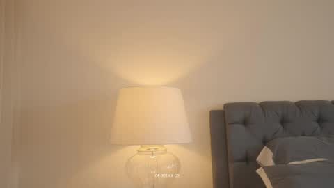 emma_lu1 online show from 05/21/26, 04:14
