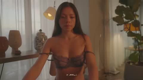 emma_lu1 online show from 06/12/26, 11:25