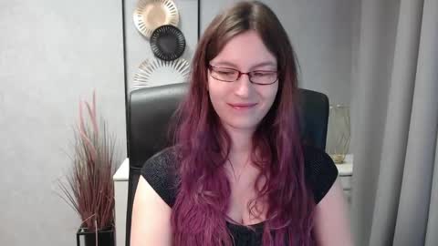 emma online show from 12/29/24, 07:39