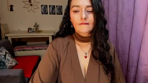  emma luxy online show from 04/11/26, 04:39