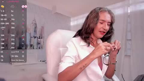 Emma  online show from 12/06/24, 12:27