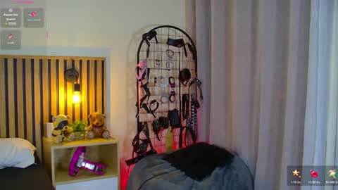  Emma morales  online show from 04/23/26, 01:24