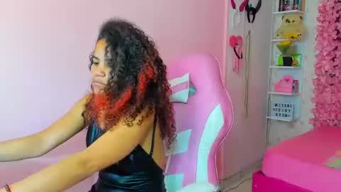 Snapshot of emma_morgan_1 chatting on 03/07/25, 12:34 EMMA online show from 03/07/25, 12:34