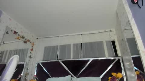 Snapshot of emma_morgan_1 chatting on 10/17/25, 10:51 EMMA online show from 10/17/25, 10:51