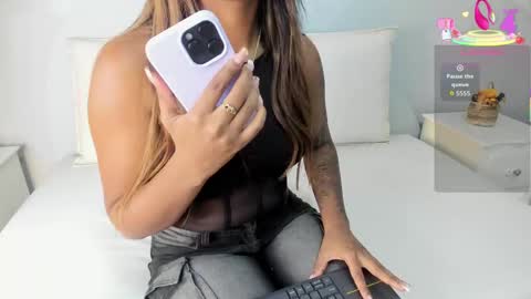 Emma Morgann online show from 09/18/25, 11:45