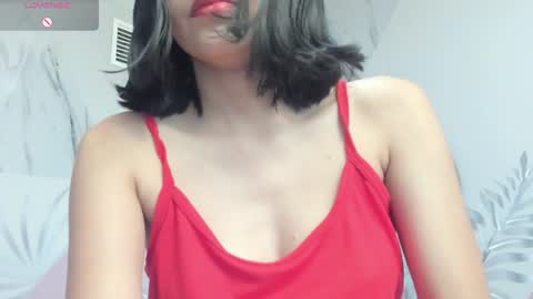 Snapshot of emma_petite4u chatting on 01/15/25, 12:04 Emma online show from 01/15/25, 12:04