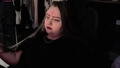 Emma Razumovskaya online show from 11/21/25, 01:59