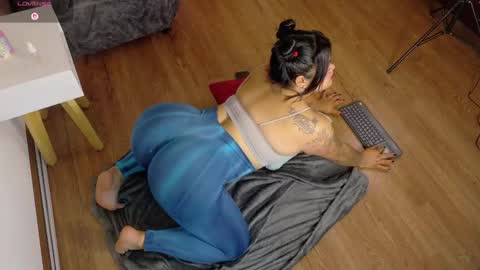 emma online show from 04/21/26, 11:27