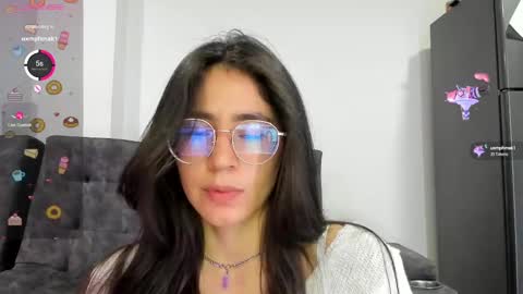 Emma online show from 02/16/25, 05:15