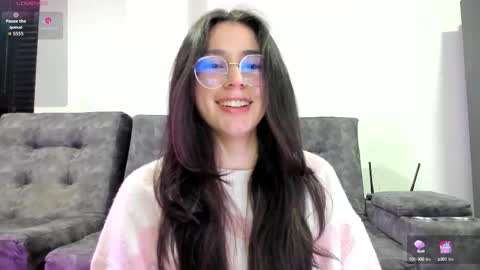 Emma online show from 09/26/25, 02:48