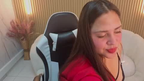 Emma online show from 10/01/25, 03:34