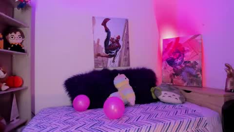 EMMA  online show from 11/26/25, 05:36