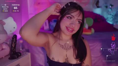 EMMA  online show from 10/10/25, 05:45