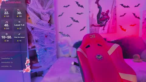 EMMA  online show from 10/25/25, 01:57