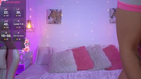 Emma Softt online show from 04/14/26, 03:45