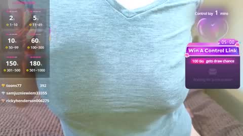 Emma-milky-tits online show from 02/17/25, 07:37