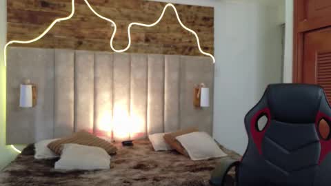 emma_visconti online show from 09/26/25, 01:04