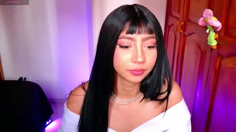 Emma web online show from 10/30/25, 03:13