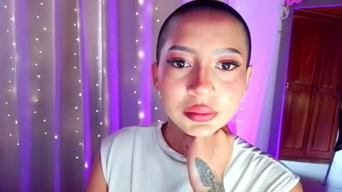 Snapshot of emma_web_ chatting on 01/31/26, 07:11 Emma web online show from 01/31/26, 07:11