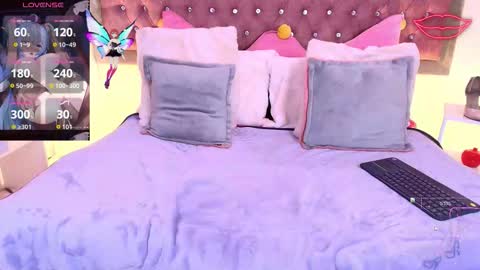 neko  online show from 11/22/25, 08:52