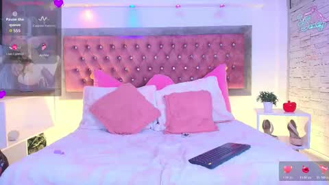 neko  online show from 01/07/26, 08:33