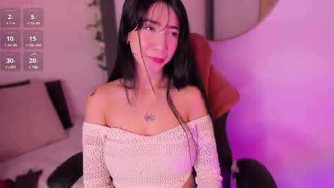 emma_woods__ online show from 01/02/25, 12:24