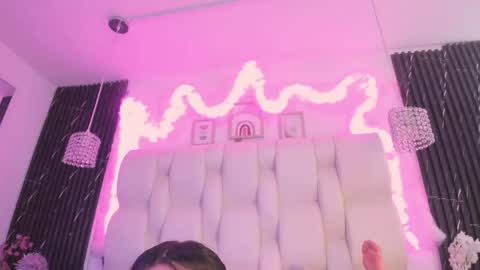 emmaa00_ online show from 05/09/26, 07:30