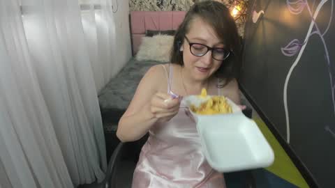 Emma Evans online show from 01/29/25, 02:53