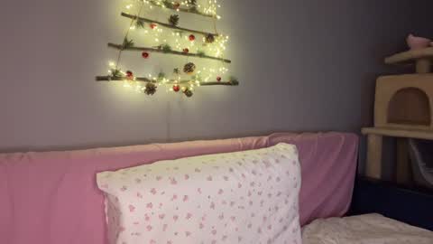 emmaandjake online show from 01/21/25, 03:54