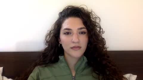 Emma online show from 01/10/25, 05:02