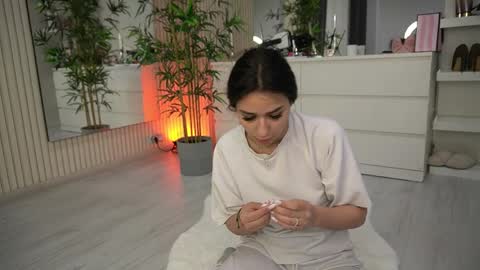 emmablanco online show from 04/07/26, 04:13