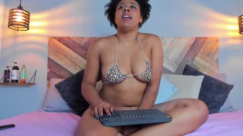 Emma Brant online show from 01/23/25, 01:19