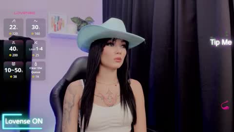 Emma  online show from 10/25/25, 08:25