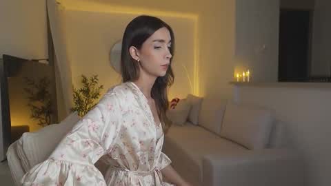 Emma voger online show from 11/28/25, 01:52