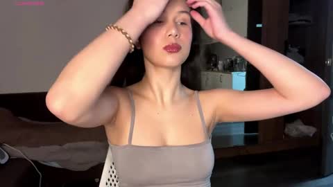 Emma online show from 04/20/26, 04:54