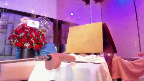 Snapshot of emmaduque chatting on 03/08/25, 11:49 Emma Duque online show from 03/08/25, 11:49