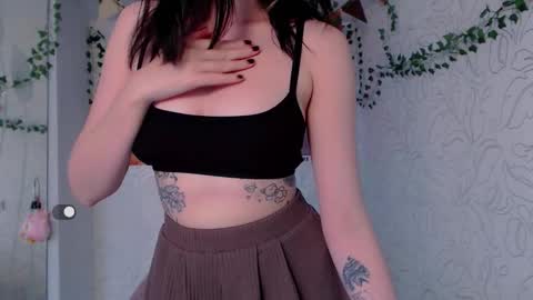 Emma online show from 10/10/25, 09:41