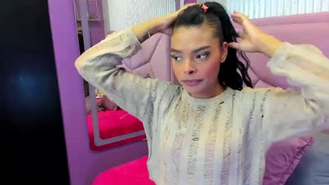 Snapshot of emmaebony_ chatting on 06/09/26, 11:44 emmaebony_ online show from 06/09/26, 11:44