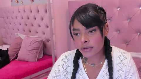 Snapshot of emmaebony_ chatting on 07/29/26, 11:08 emmaebony_ online show from 07/29/26, 11:08