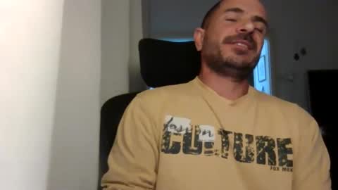 Ariel online show from 12/13/24, 03:21