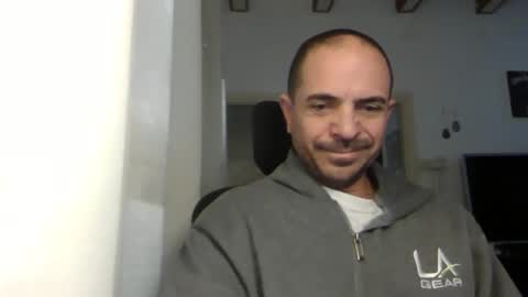 Ariel online show from 01/08/25, 05:37