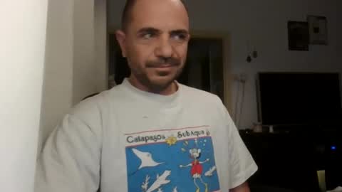 Ariel online show from 02/22/25, 04:29