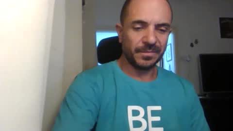 Ariel online show from 09/13/25, 08:52