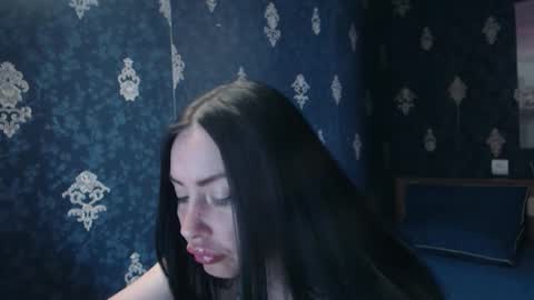 EmmaGoldX online show from 04/23/26, 08:35