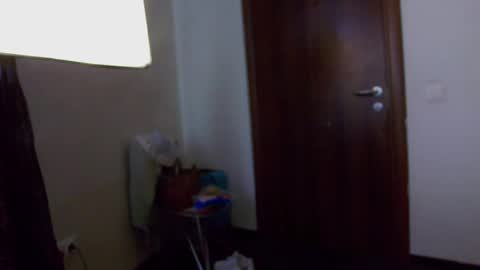 Emma online show from 06/04/26, 04:40
