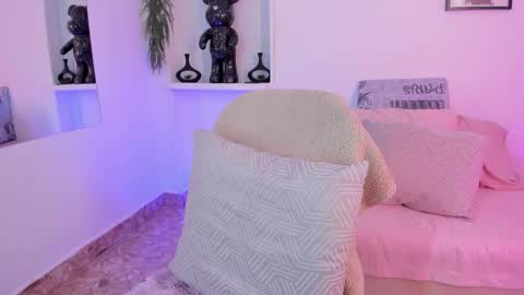 emmajohanson online show from 01/07/26, 08:33