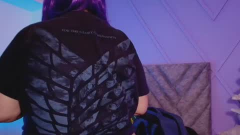 Snapshot of emmajohnss chatting on 09/26/25, 03:54 Emma online show from 09/26/25, 03:54