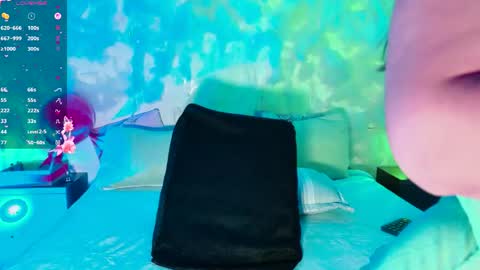  Emma  online show from 04/22/26, 04:48