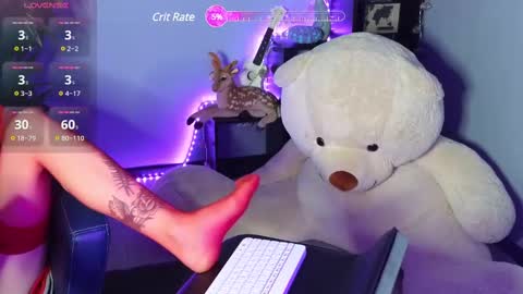 Snapshot of emmalarkins chatting on 02/14/25, 08:42 Emma online show from 02/14/25, 08:42