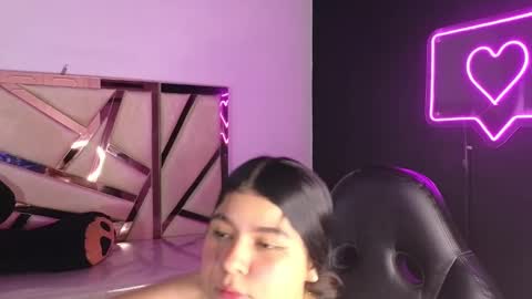 Emma online show from 01/26/25, 05:44